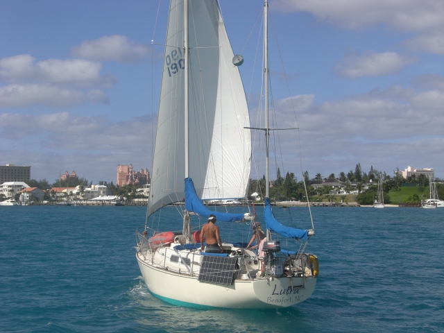 S/V Lutra and crew heading into Nassau Harbor