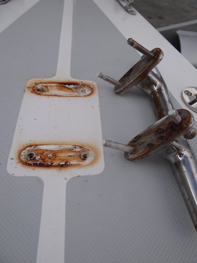 Starboard bow deck cleat. Have you checked yours lately?