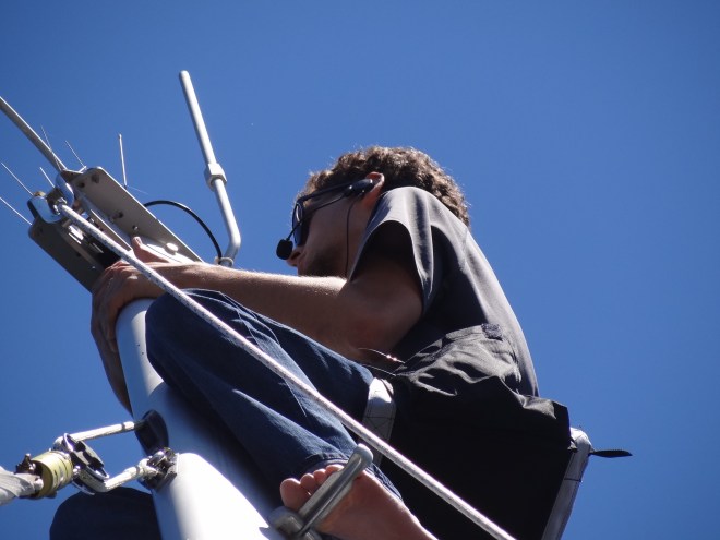 I'd better not get rocked by too many boats; I've got a tough job up here- gulp-at 63 ft