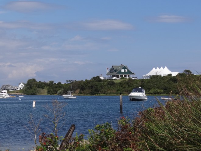 The House with the Green Roof readies for a Saturday wedding