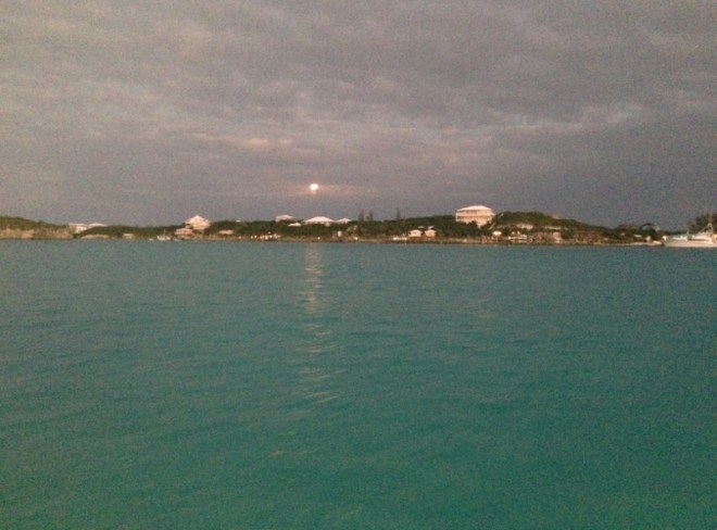 Moonrise as we dinghy in to the SCYC