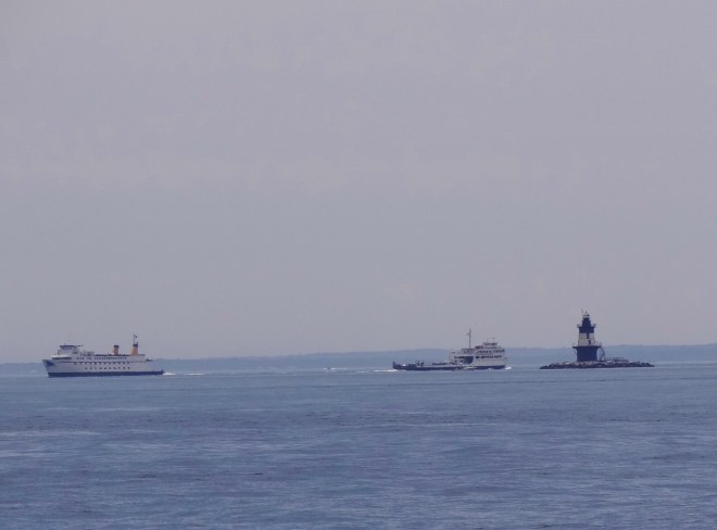 new london to orient point ferries