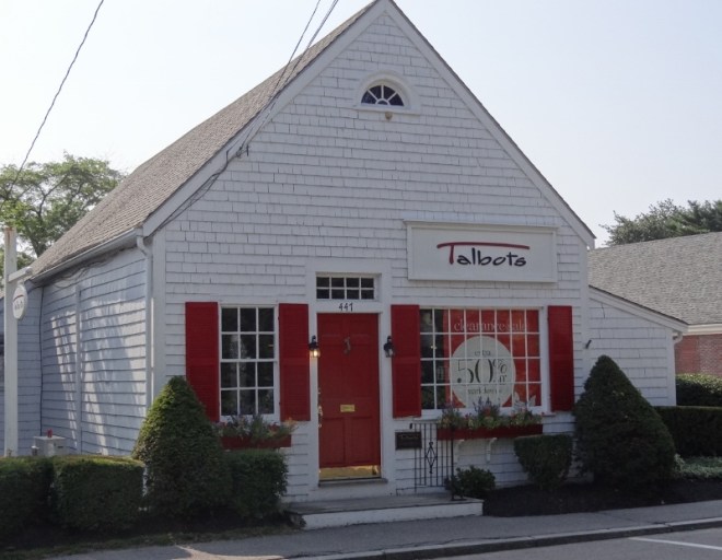 Began in Hingham,1947. One of the first locations sits invitingly in Duxbury