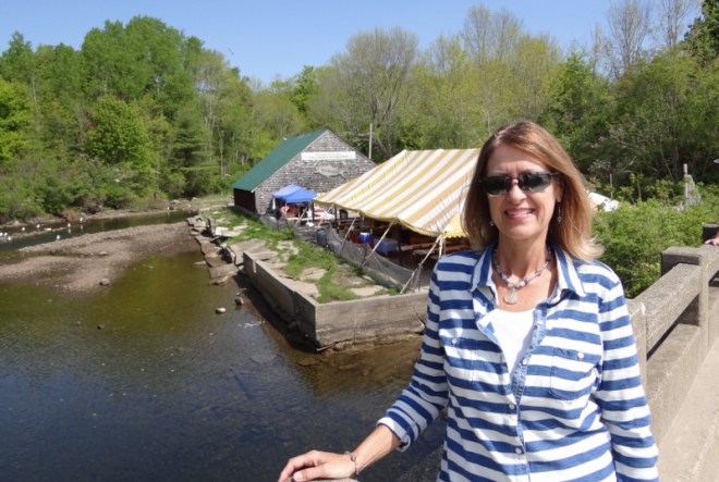 Please don't think I am imitating an alewife!