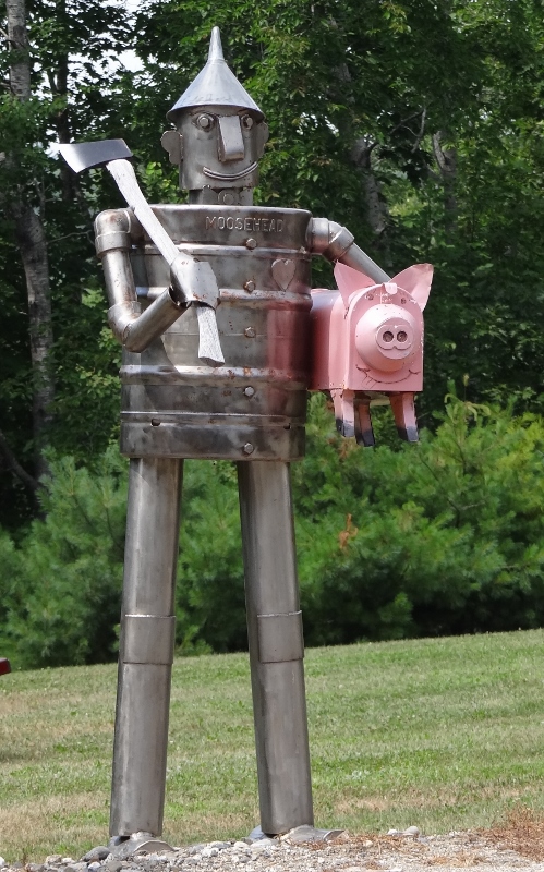 tin man and pig mailbox