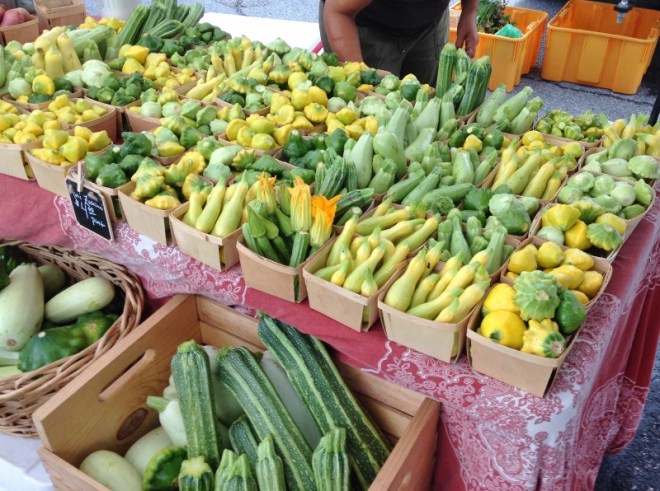 gorgeous veggies at farmers mkt