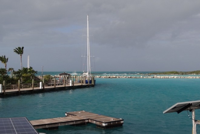 West wind begins to pick up. S/v Exotic Dream fuels up before heading back to Nassau