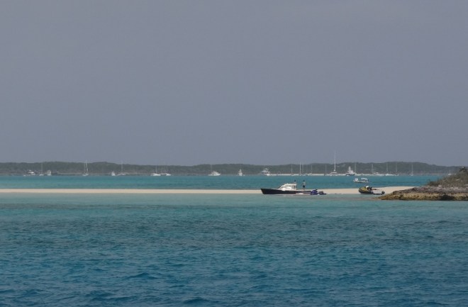 Sandy Cay with anchored boats behind Big Major