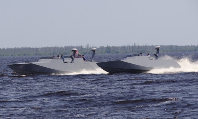 Alligator River, south ofthe bridge