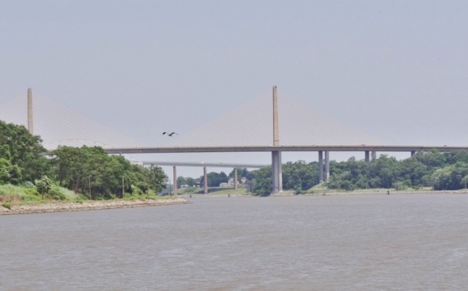 St Georges bridges & heron